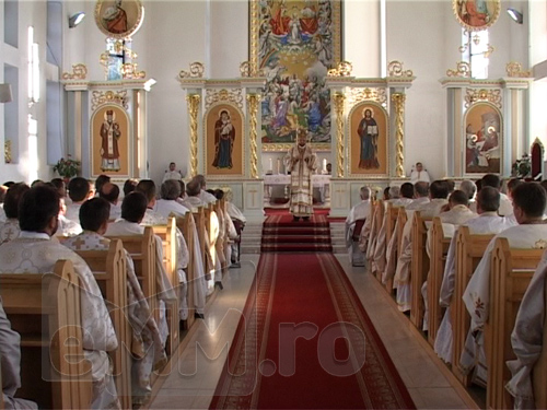 Slujba Biserica Greco-Catolica (c) eMM.ro