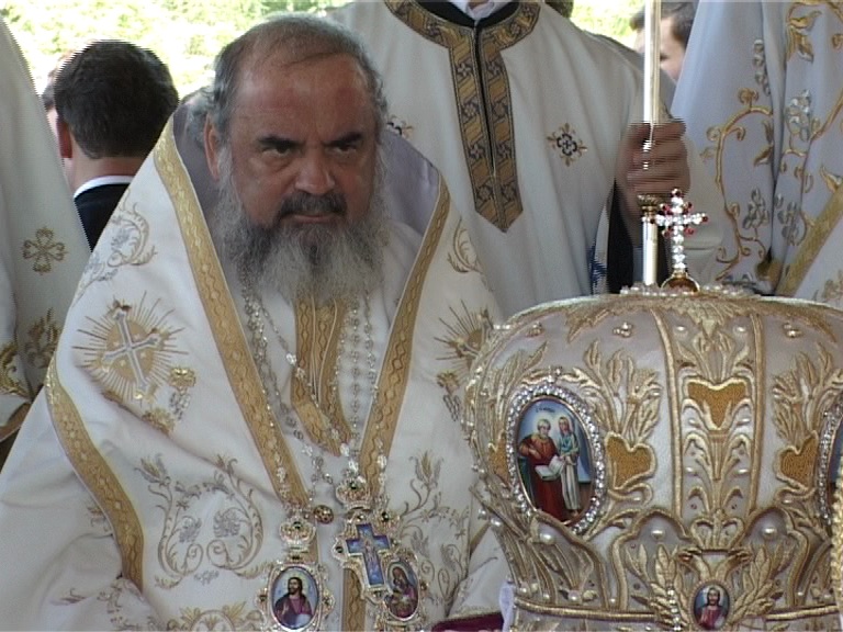 Patriarhul Daniel, la Barsana (c) eMM.ro