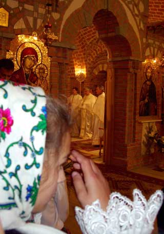 Foto Postul Craciunului - interior biserica (c) eMaramures.ro