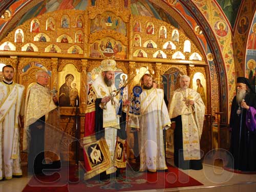 40 de ani de la hirotonisirea ca Episcop a IPS Justinian (c) eMM.ro