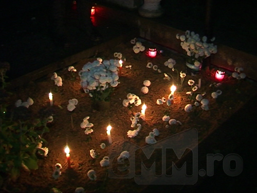 Rugaciune pentru morti - Luminatie 2012 (c) eMM.ro