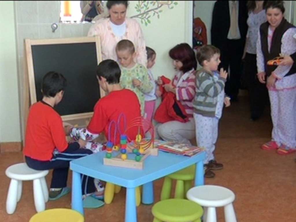 Foto inaugurare sectie Pediatrie - loc de joaca (c) eMaramures.ro 