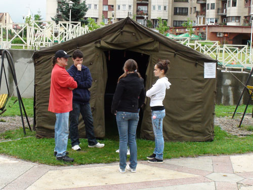 Foto cort donatii sinistrati (c) eMM.ro