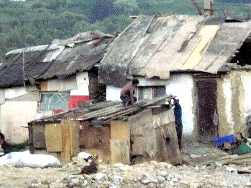 FOTO: Reconstructie pe Craica - de la cititorii eMaramures.ro