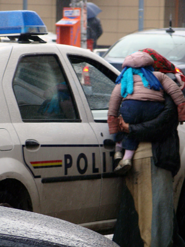 Foto: cersetoare la politie (c) eMaramures.ro