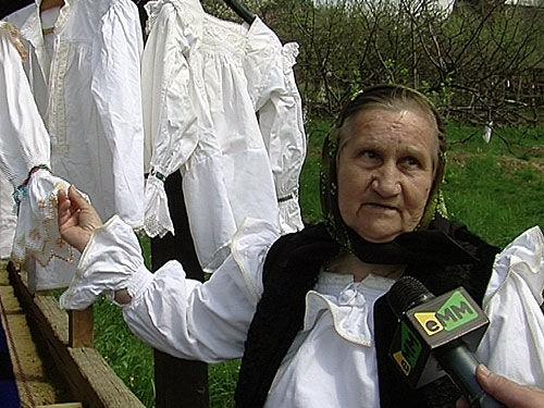 Foto: Anuta Ciceu, croitoreasa Budesti (c) eMaramures.ro