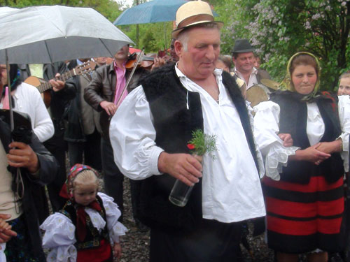 Foto Tanjaua de pe Mara 2010 - Hoteni - Ocna Sugatag (c) eMaramures.ro