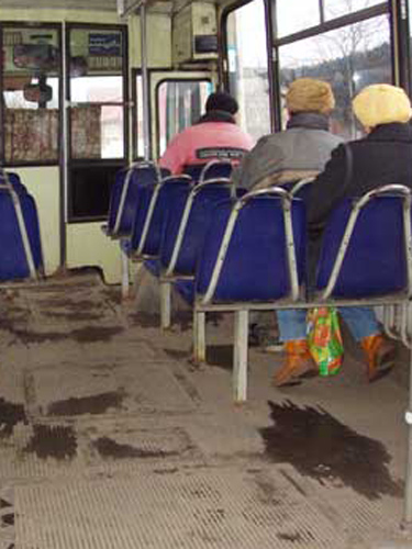 Foto: interior autobuz (c) eMaramures.ro