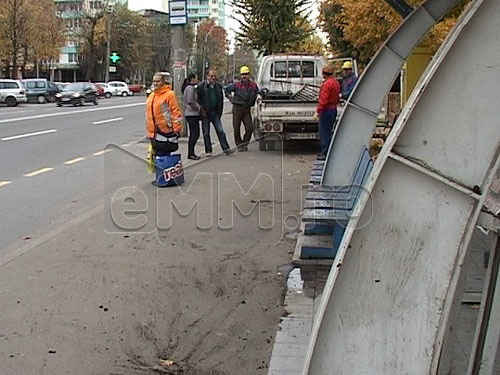 Foto: statie autobuz Pietrosul - Baia Mare (c) eMaramures.ro