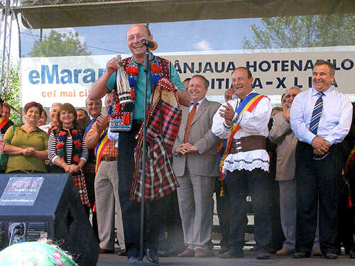 Foto Traian Basescu - Tanjaua de la Hoteni (c) eMaramures.ro