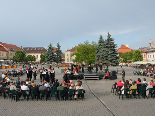 tango zilele municipiului baia mare emm