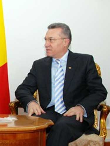 Cristian Diaconescu - mae.ro