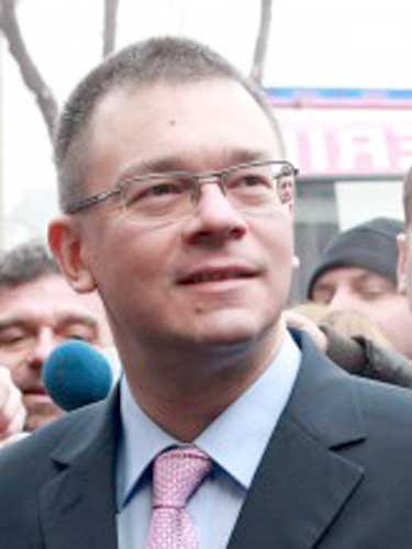 Mihai-Razvan Ungureanu (c) gov.ro