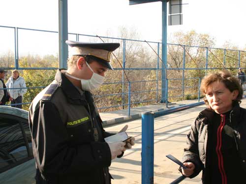 Masuri de prevenire a gripei porcine la frontiera (c) eMM.ro