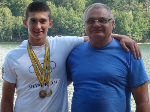 Foto: Cristian Dragos si Costel Basa (c) e Maramures.ro