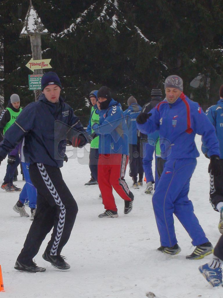 Foto: Extrem in cantonament, iarna lui 2013