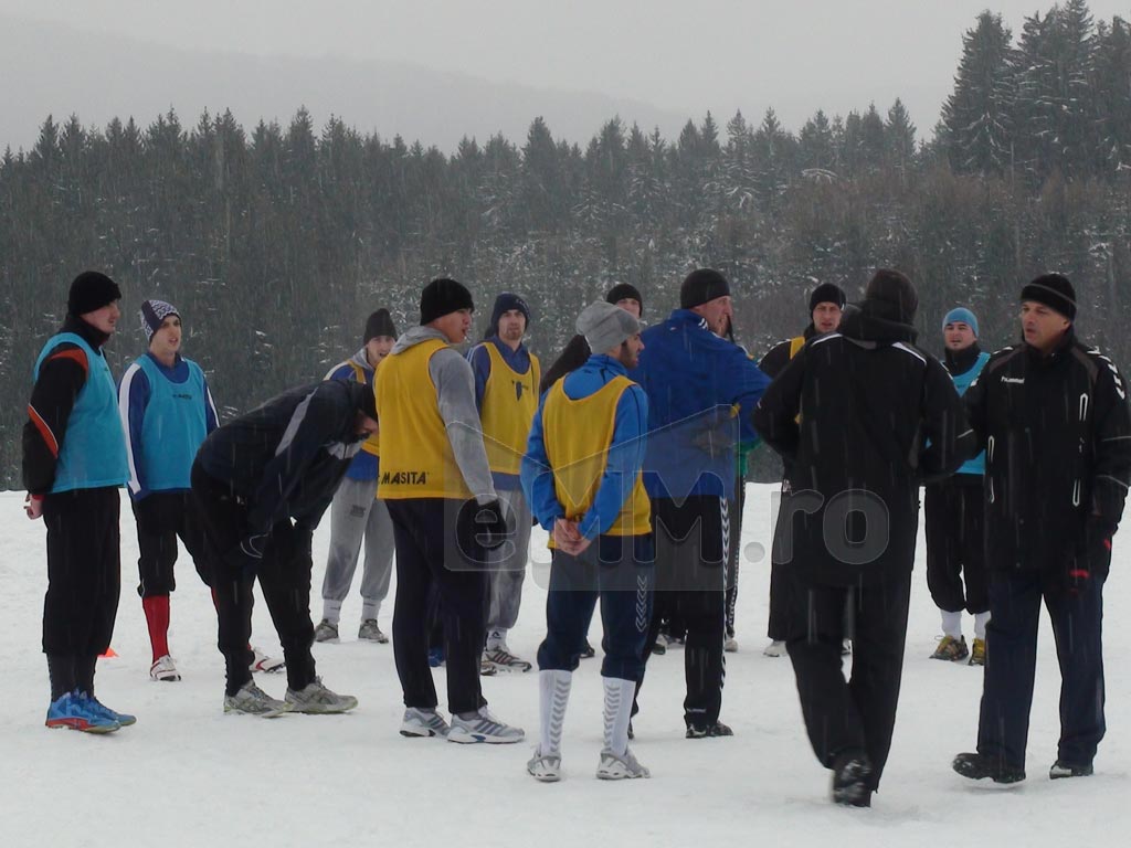 Foto: HCM Baia Mare, cantonament, ianuarie 2013