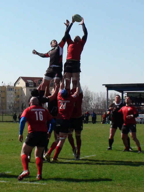 Foto: CSM Stiinta Baia Mare - CSU Cluj in sezonul 2013 (c) eMaramures.ro