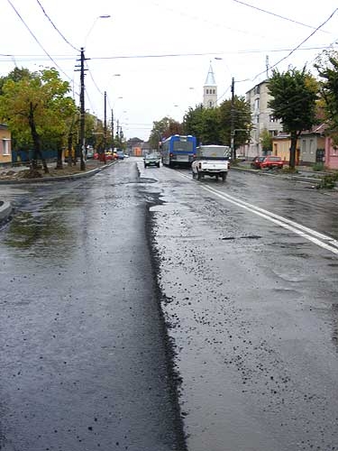 asfaltare pe strada Vasile Lucaciu (c) eMM.ro