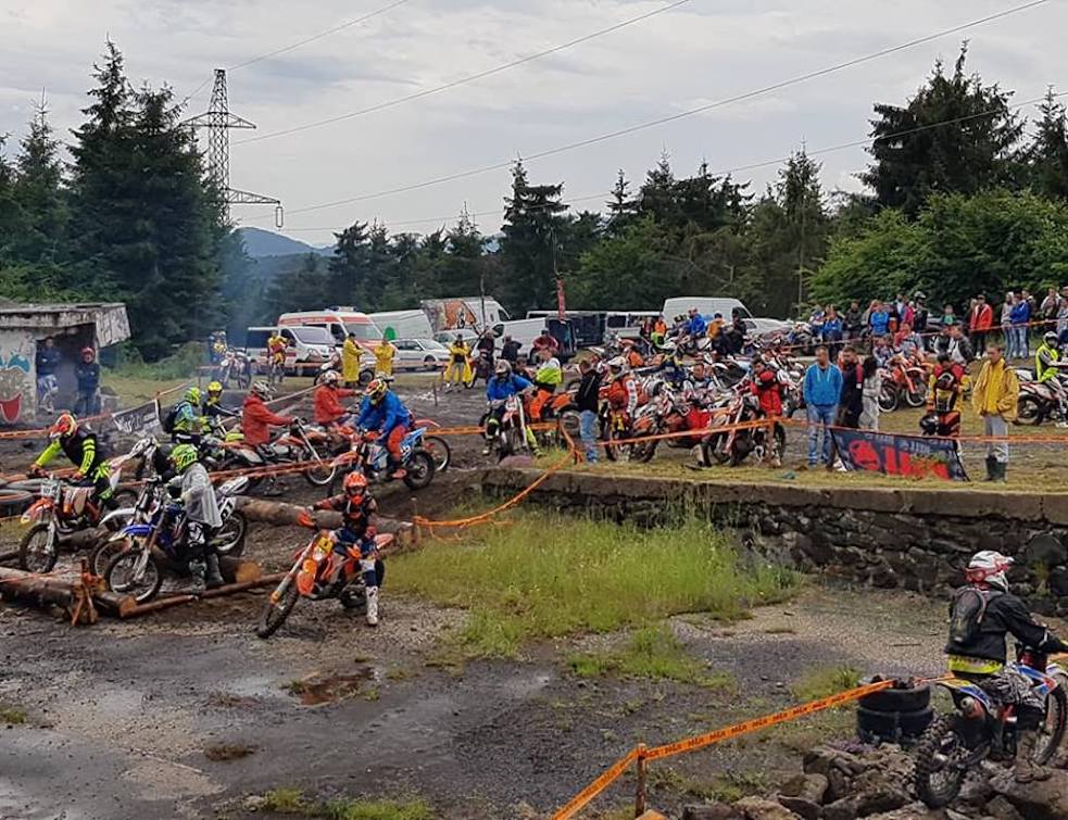 Concurs internaţional de hard enduro la Cavnic – VIDEO