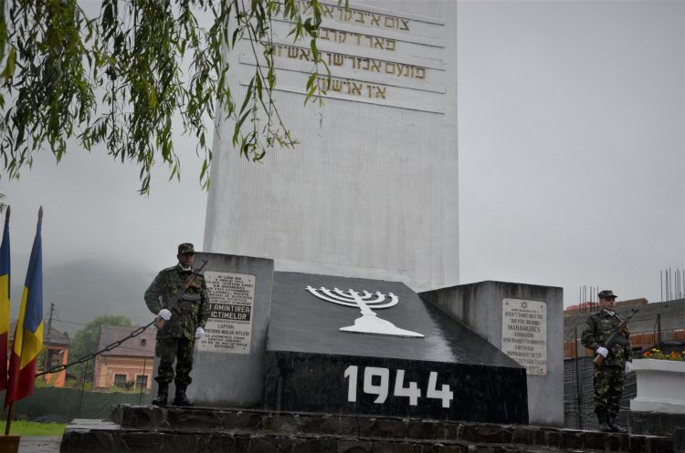 Victimele Holocaustului, comemorate la Sighetu Marmației – FOTO
