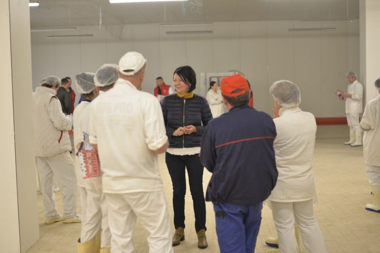 Crina Fiorela Chilat, candidat PSD pentru Parlamentul European, de vorbă cu angajaţii din mediul privat