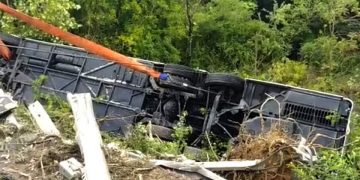 Un autocar s-a răsturnat în Italia. Printre victime s-ar afla şi români