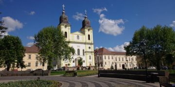 Maramureșenii se pregătesc să-l întâmpine pe Sfântul Părinte la Blaj