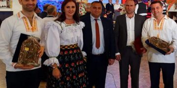„Respect pentru borșenii care ne fac cinste peste hotare!”