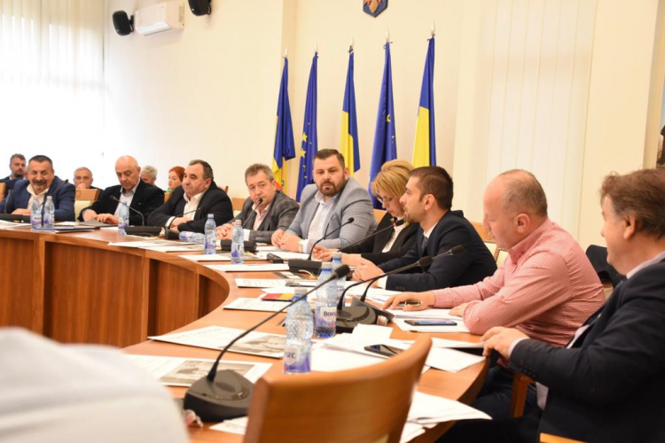 Mai multe drumuri judeţene intră în reabilitare. S-au aprobat principalii indicatori tehnico-economici