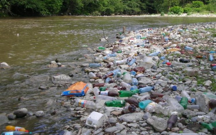 Administraţia Bazinală de Apă Someş-Tisa: Primăriile sunt responsabile de igienizarea arealului administrat, inclusiv a cursurilor de apă