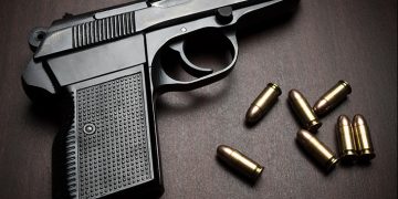 VIDEO ȘOCANT: Sinucidere filmată de camerele de supraveghere