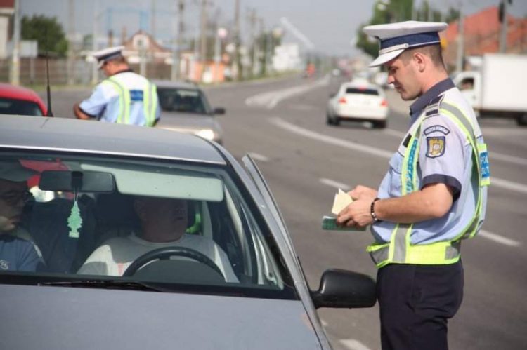 Poliția în acțiune. Cea mai mare viteză înregistrată a fost de 121 km/h pe un sector de drum cu limită de 50 km/h.