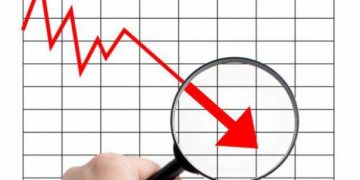 La cât ar putea ajunge euro într-un an? Ne spun analiștii financiari din România