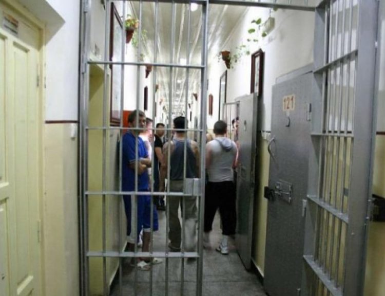 La Penitenciarul din Baia Mare sunt 233 cereri pentru urna mobilă