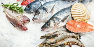 Alerta peștelui stricat. Strategia prin care este scos la vânzare, deși este alterat