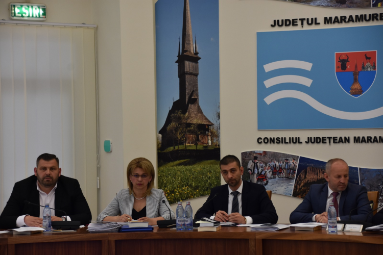 24 de proiecte de hotărâre au fost aprobate de consilierii județeni