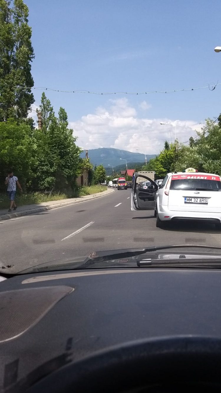 Accident frontal în Baia Mare. Victime transportate de urgență