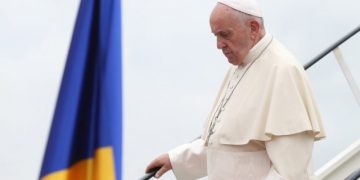 Ocrotirea Preacuratei asupra cetăţenilor României: Papa, la „Regina Coeli” de la Blaj