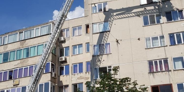 IMAGINI INEDITE! Tânărul care a pus pe jar autoritățile, a renunțat la ideile sinucigașe