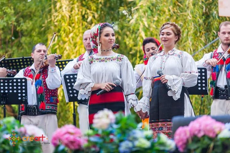 Festivalul National Concurs de Folclor „Ion Petreus”