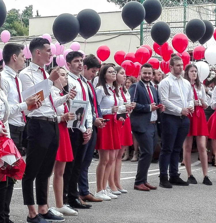 Două colegii din Baia Mare, declarate „Școli europene”