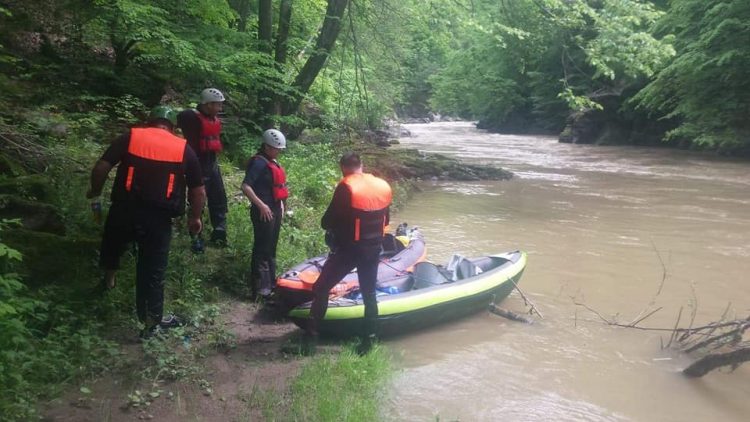 Rangerii patrulează în Cheile Lăpușului. Ce caută  – FOTO