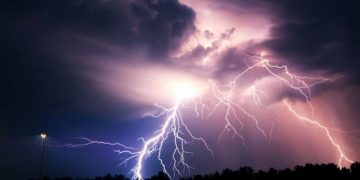 La ce să ne așteptăm de la vreme în luna iunie. Recordurile de temperatură și precipitații în România