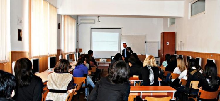 Pregătiri gratuite pentru examenul de Bacalaureat, în Baia Mare