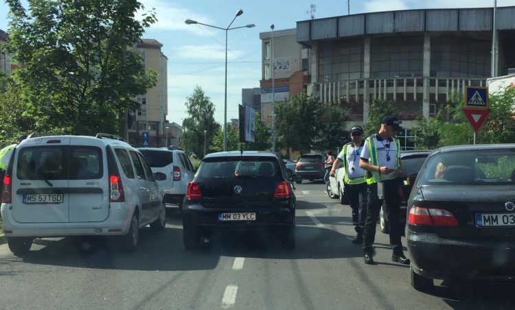 Atenție șoferi, filtre de poliție pe toate șoselele din Maramureș – FOTO