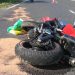 Conducătorul unei motociclete accidentat grav de un autoturism al cărui şofer “a uitat” să se asigure