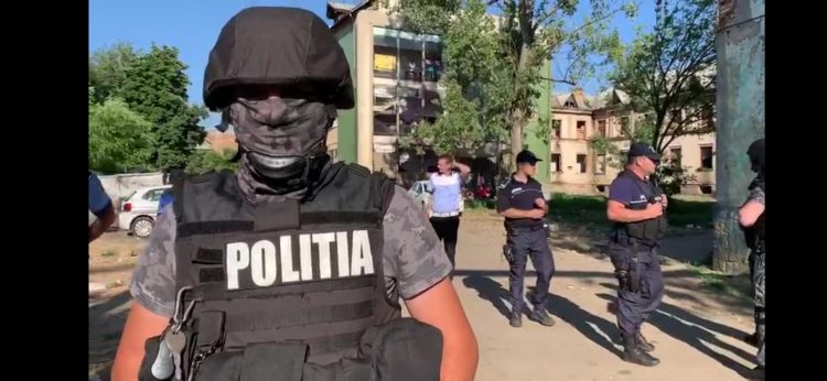 Mascaţii au descins la Cuprom pentru a-l reţine pe criminalul Esterei – VIDEO şi FOTO