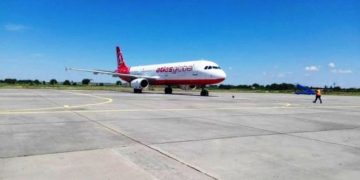 Avion cu motor, ia-mă și pe mine-n zbor