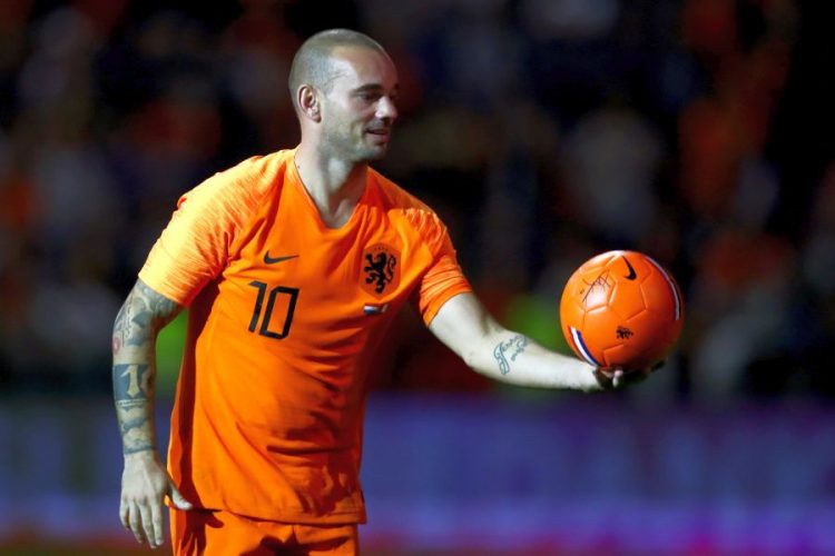 FOTBAL – Băut, Wesley Sneijder a ajuns în arestul Poliției